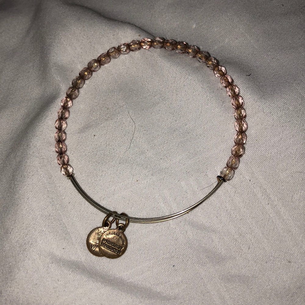 Alex and anti, light pink beads